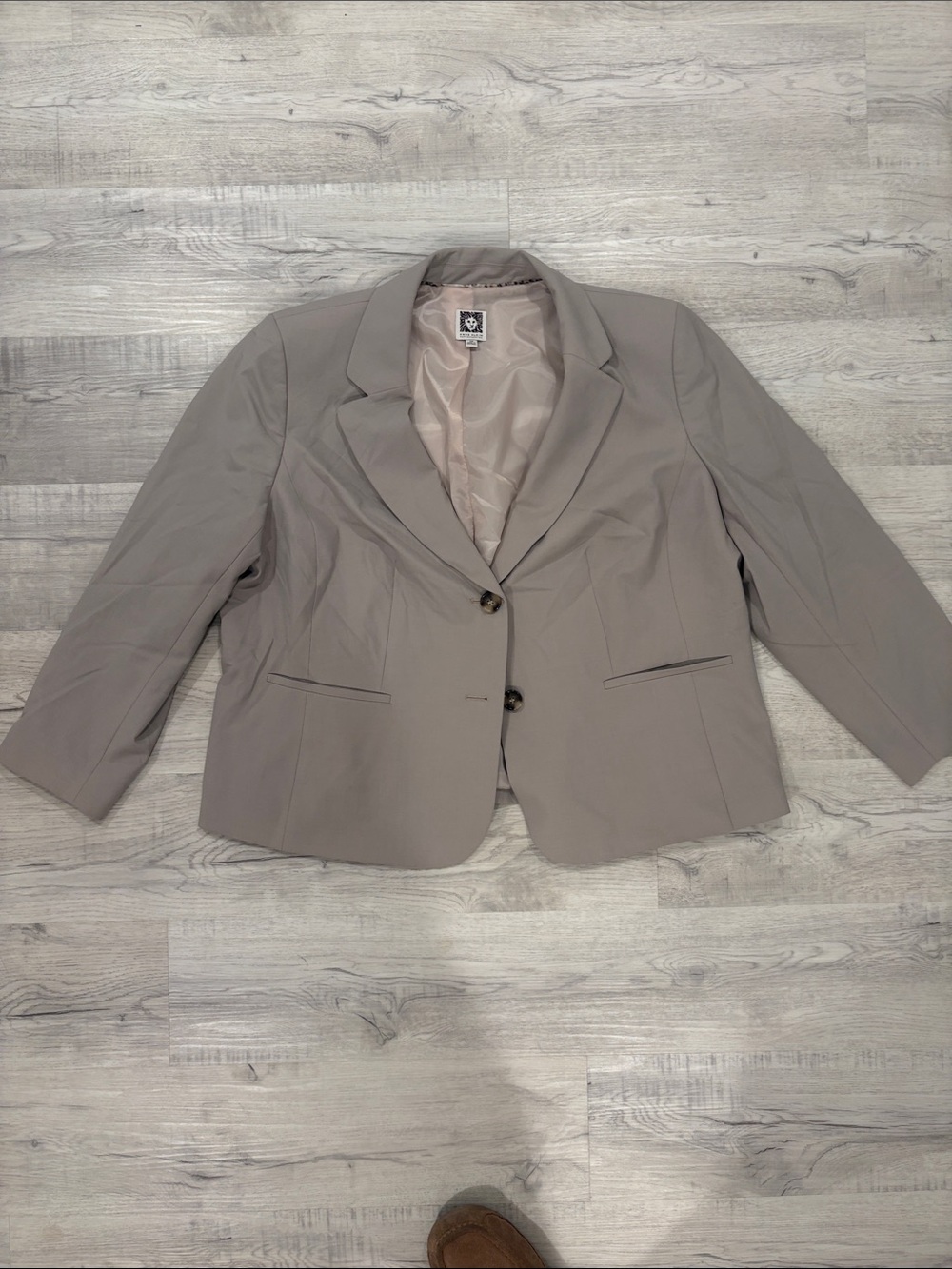 Anne Klein Taupe Women's Tailored Two-Button Blazer